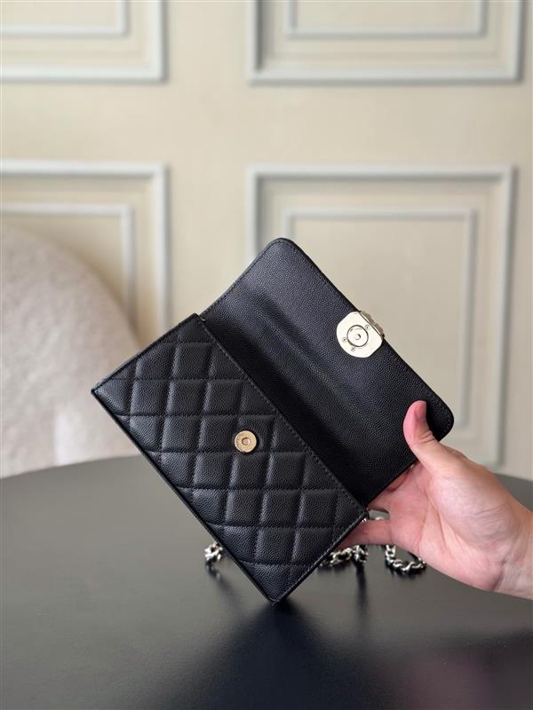 2026127215017543 590